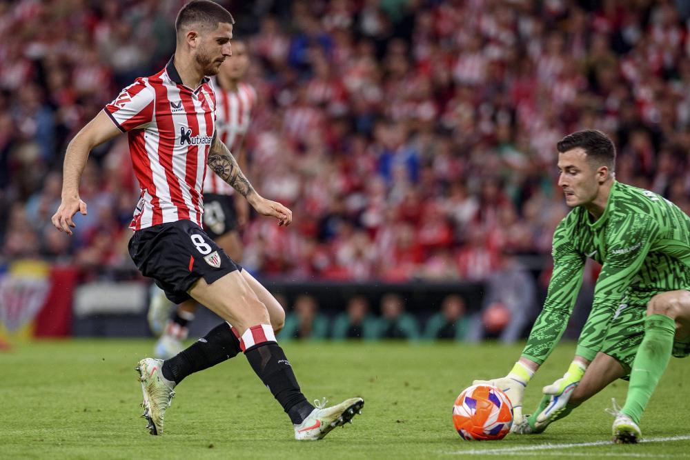 荷甲战报：费尔曼、佩皮破门，埃因霍温2-0战胜海伦芬